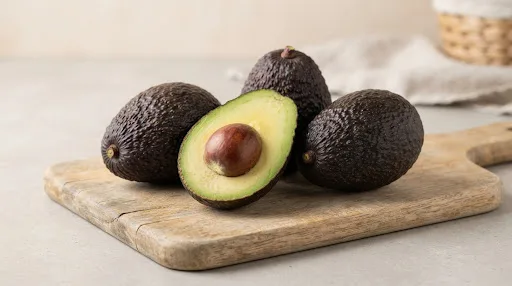 Aguacates Hass maduros y cremosos en La Colmena, Colima